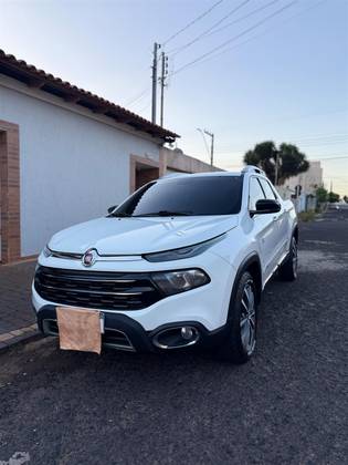 FIAT TORO 2.0 16V TURBO DIESEL VOLCANO 4WD AT9
